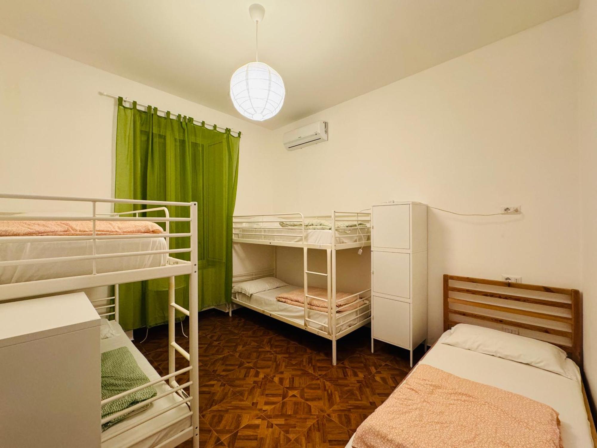 Mancini Hostel Napels