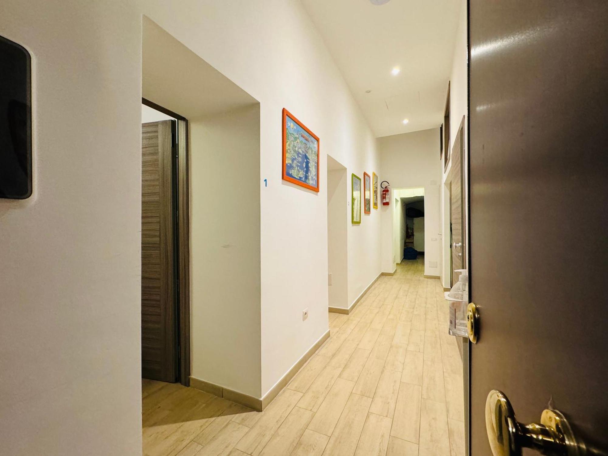 Hostel Mancini Napels